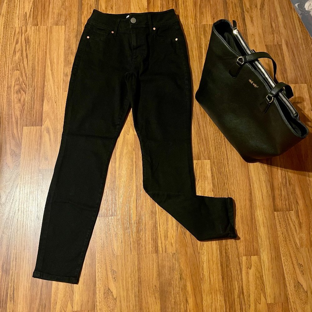 CAbi Jeans - BRAND NEW - Black, Womens Size 10 plus Bonus Nine West Tote